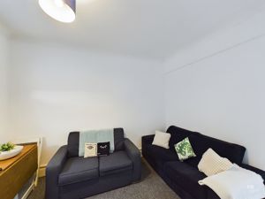 living room - click for photo gallery